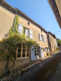 Beautiful Stone House in the Heart of the Picturesque Village of Nanteuil-en-Vallée
