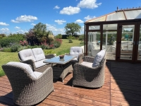 Élégante Demeure Ancienne avec Piscine et Jardin Paysager