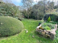 Très Jolie Maison de 2 Chambres avec Jardin et Garage