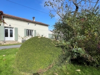 Très Jolie Maison de 2 Chambres avec Jardin et Garage