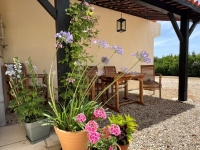 Belle Maison de Campagne avec Vues Magnifiques et Terrain de Golf 2 Trous! - Proche de Nanteuil