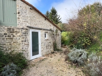 Très Jolie Maison de 2 Chambres avec Jardin et Garage