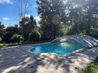 Manoir et Ancienne Grange Rénovée avec Piscine sur un Terrain de plus de 3 Hectares