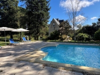 Manoir et Ancienne Grange Rénovée avec Piscine sur un Terrain de plus de 3 Hectares