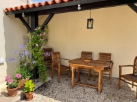 Belle Maison de Campagne avec Vues Magnifiques et Terrain de Golf 2 Trous! - Proche de Nanteuil