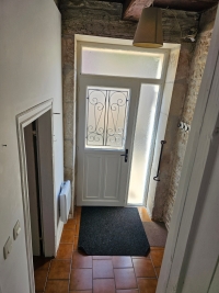 Charmante Maison avec 2 Chambres et Grange - Dans Un Village Pittoresque