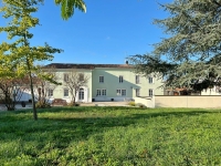 Beautiful 6 Bedroom House With Swimming Pool Near Aigre