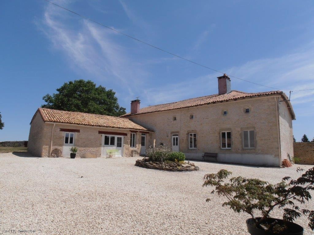 Belle Maison De Campagne Avec Gite