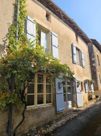 Beautiful Stone House in the Heart of the Picturesque Village of Nanteuil-en-Vallée