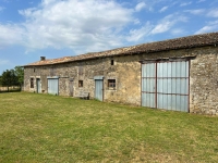 Magnifique Maison de Maître sur plus d'un Hectare de Terrain et avec de Belles Dépendances