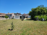 Pretty Town House with Garden