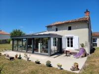 Pretty Town House with Garden