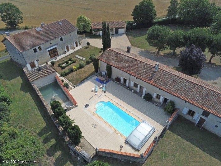 Magnificent Domaine of almost a Hectare with 3 Bedrooms, Pool and Gite Potential