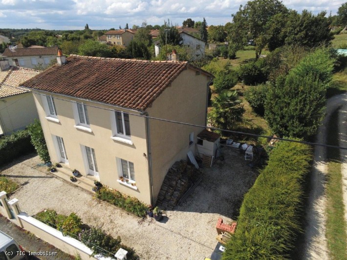 Maison de 3 Chambres dans un Impasse