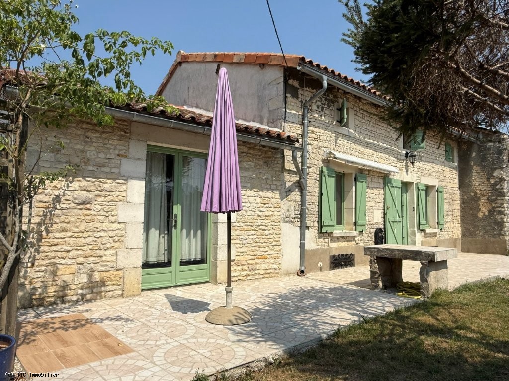Maison en Pierre avec Studio, Garage et Jardin