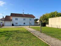 Detached House In Ruffec For Sale : Garden and Garage 2 Minutes From The Centre Of Ruffec