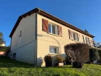 Charmant Pavillon de 3 Chambres avec Sous-Sol à Ruffec