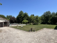 Belle Maison de Campagne avec Grange Attenante et Accès à la Rivière Charente