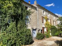 Lovely 2 Bedroom Stone House With Private Courtyard Garden And Barns