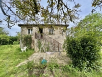 Superbe Maison Avec Gite, 5 Chambres et 6645m2 de Terrain