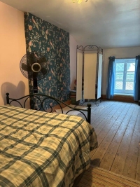 Belle Maison De Village avec 5 Chambres, Proche Commerces