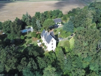 Manoir et Ancienne Grange Rénovée avec Piscine sur un Terrain de plus de 3 Hectares