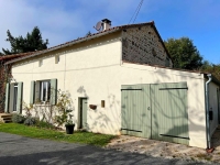 Très Jolie Maison de 2 Chambres avec Jardin et Garage