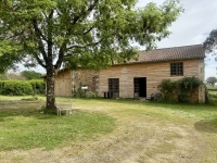 Superbe Maison Avec Gite, 5 Chambres et 6645m2 de Terrain