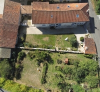 Belle Charentaise Avec 4 Chambres Et Jardin Clos Sur 1433m²
