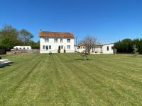 Stunning 7 Bedroom House With Riverside Plot. Heated Swimming Pool. A Must See!