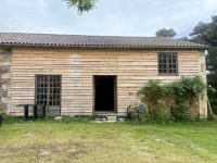 Superbe Maison Avec Gite, 5 Chambres et 6645m2 de Terrain