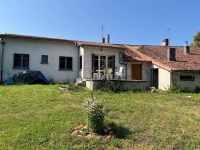 2 Bedroom House with Garden