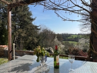 Magnificent Views : 2 Bedroom House With Garden/Woodland & River Frontage