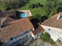 Belle maison en Pierre avec Piscine et Grand Jardin