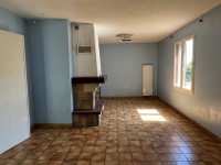Pavillon Semi-Enterré Avec Beau Et Grand Jardin