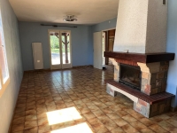Pavillon Semi-Enterré Avec Beau Et Grand Jardin