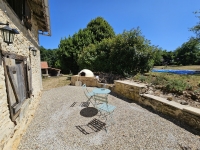 Superb Character House with 2 Bedrooms Between Champagne Mouton and Saint-Laurent-de-Céris