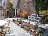Belle Maison De Village avec 5 Chambres, Proche Commerces