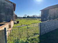 Deux Maisons en Pierre à Rénover Sur Un Terrain De 1859m²