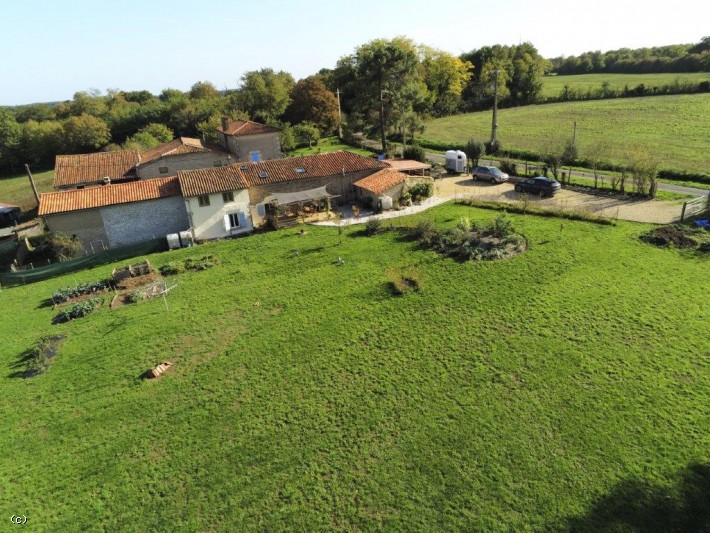 Beautiful Country House With Open Views, Outbuildings And Close To Amenities
