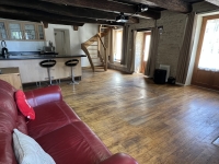 Belle Maison de Campagne avec Grange Attenante et Accès à la Rivière Charente
