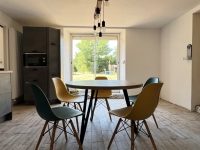 Maison Familiale avec 4 Chambres, Jardin, Piscine et Dépendances – Entre Ruffec et Villefagnan