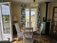 Pavillon Sur Sous Sol Avec Belles Vues et un Hectare De Jardin