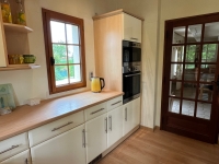 Spacious Family Home with Pool, 6 Bedrooms – Peaceful Hamlet Setting, 2.5 km from Village Centre