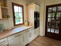 Spacious Family Home with Pool, 6 Bedrooms – Peaceful Hamlet Setting, 2.5 km from Village Centre