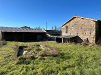 Deux Maisons en Pierre à Rénover Sur Un Terrain De 1859m²