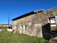 Deux Maisons en Pierre à Rénover Sur Un Terrain De 1859m²