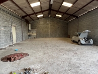 Large Barn With Garden & Courtyard. Ideally For A Business