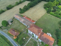 Magnifique Maison de Maître sur plus d'un Hectare de Terrain et avec de Belles Dépendances