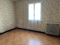 Maison de Plain-Pied de 5 Chambres à Rénover